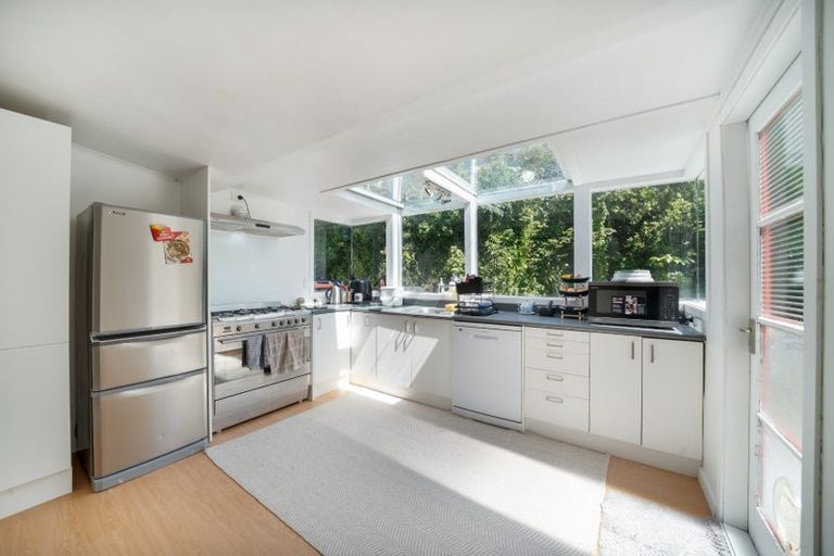 Photo of property in 219 Middleton Road, Churton Park, Wellington, 6037