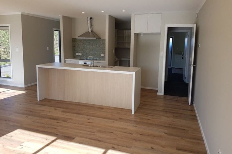 Photo of property in 14 Omaka Place, Aotea, Porirua, 5024