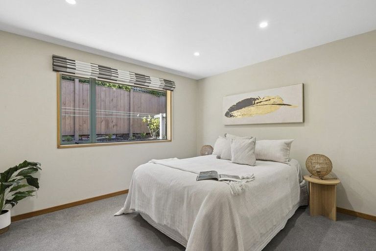 Photo of property in 17 Shandon Road, Vauxhall, Dunedin, 9013