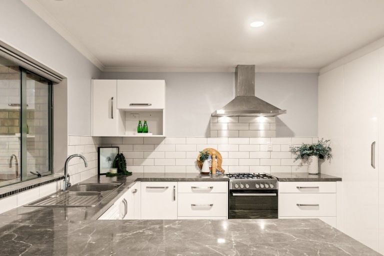 Photo of property in 78 Corinth Grove, Papamoa Beach, Papamoa, 3118