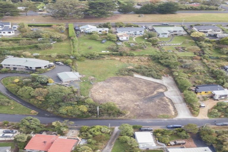 Photo of property in 23 Queen Street, Brighton, Dunedin, 9035