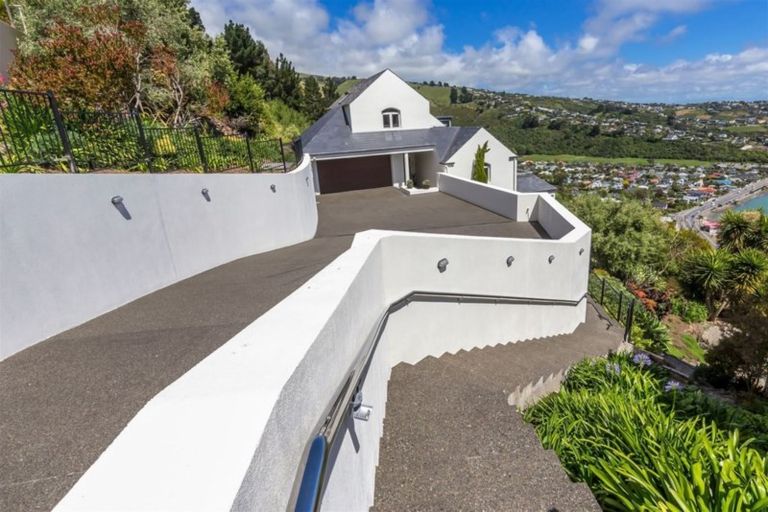 Photo of property in 46 Tuawera Terrace, Clifton, Christchurch, 8081