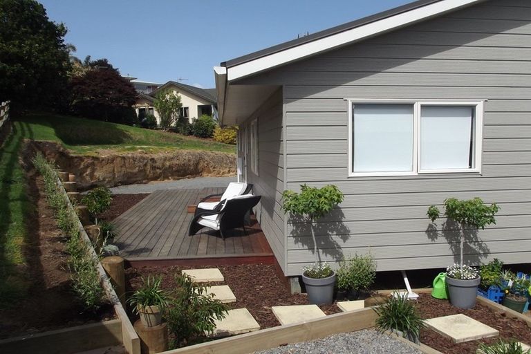 Photo of property in 181f Omokoroa Road, Omokoroa, 3114