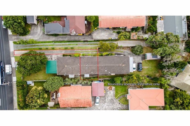 Photo of property in 2/303 Rangatira Road, Beach Haven, Auckland, 0626