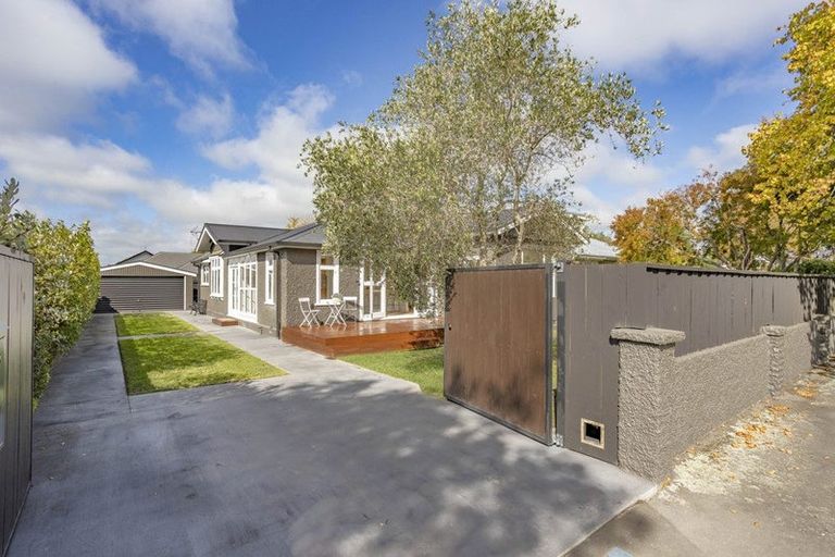 Photo of property in 10 Ayers Street, Rangiora, 7400