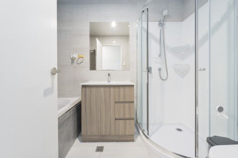 Photo of property in 2/46 Te Kanawa Crescent, Henderson, Auckland, 0610