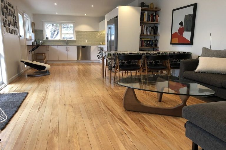 Photo of property in 8 Burgess Street, Sumner, Christchurch, 8081