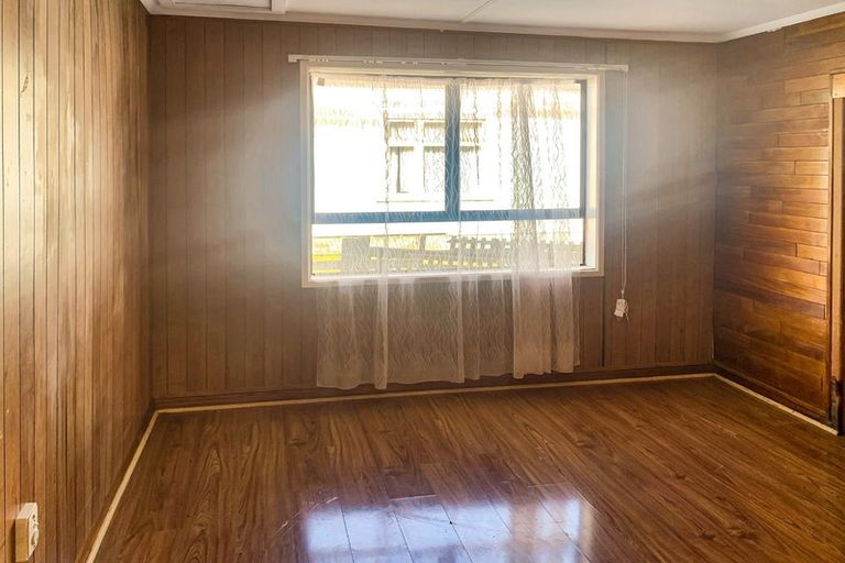 Photo of property in 36 Tennyson Street, Dannevirke, 4930