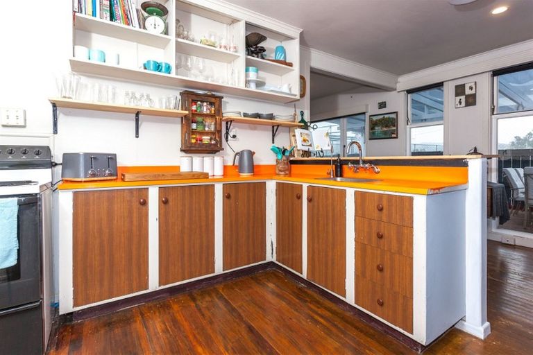 Photo of property in 129a Aickin Road, Whangamata, 3620