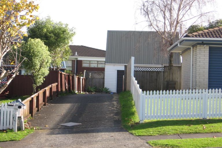 Photo of property in 44a Eugenia Rise, Totara Heights, Auckland, 2105