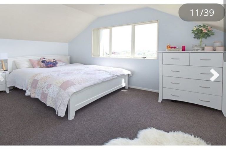 Photo of property in 3/39 Wade River Road, Stanmore Bay, Whangaparaoa, 0932