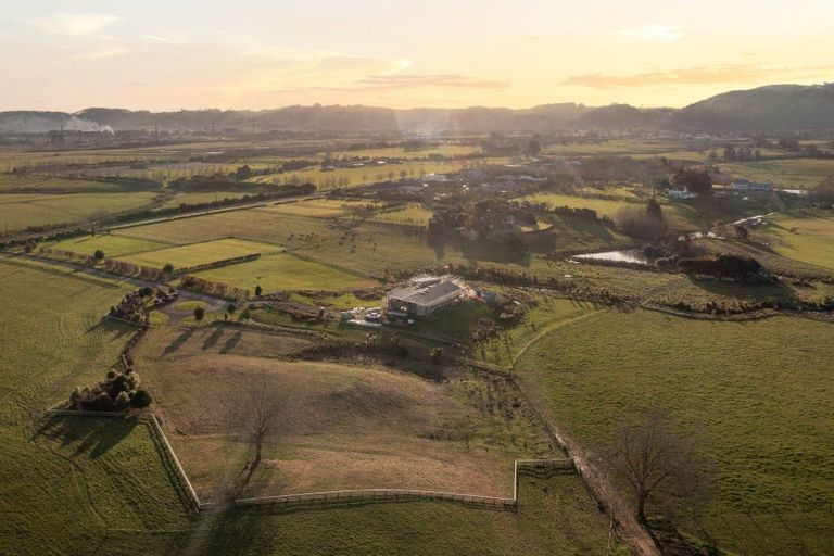 Photo of property in 150 Monument Road, Clevedon, 2582