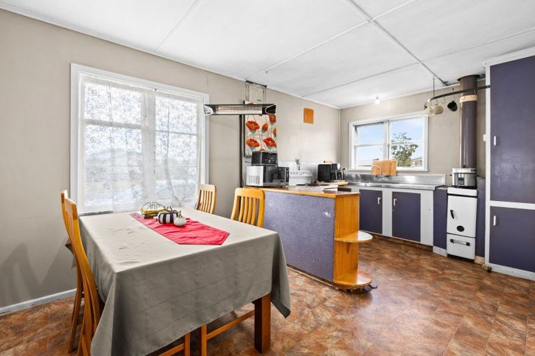 Photo of property in 2 Merton Crescent, Pirimai, Napier, 4112