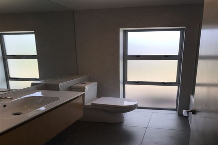 Photo of property in 21 Craig Road, Maraetai, Auckland, 2018