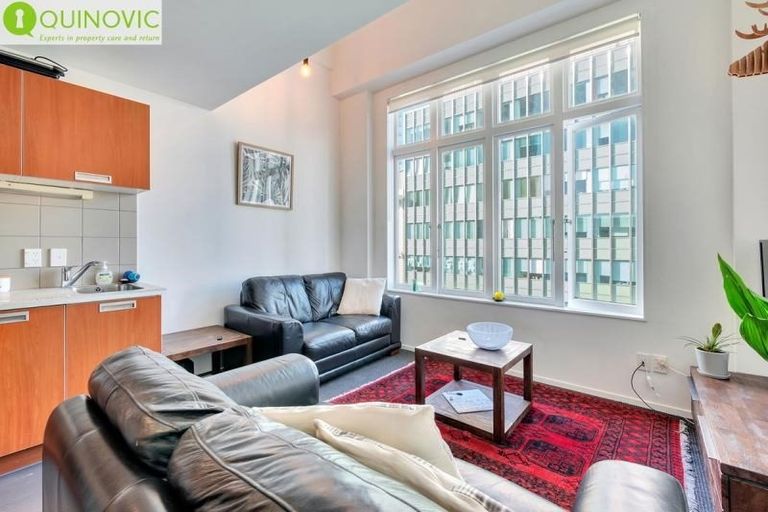 Photo of property in 6 Victoria Street, Hawera, 4610