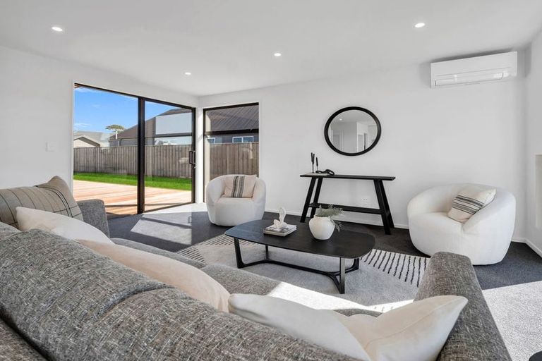 Photo of property in 2 Dynes Road, Rolleston, 7615