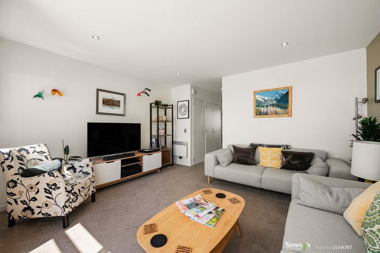 Photo of property in 2/26 Wright Street, Mount Cook, Wellington, 6021