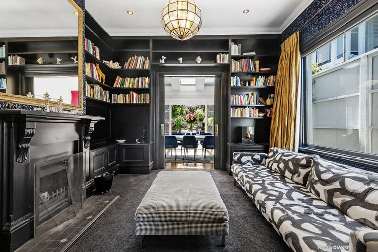 Photo of property in 47 Rawhiti Terrace, Kelburn, Wellington, 6012