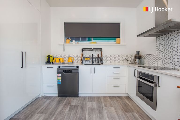 Photo of property in 18 Morrison Street, Caversham, Dunedin, 9012