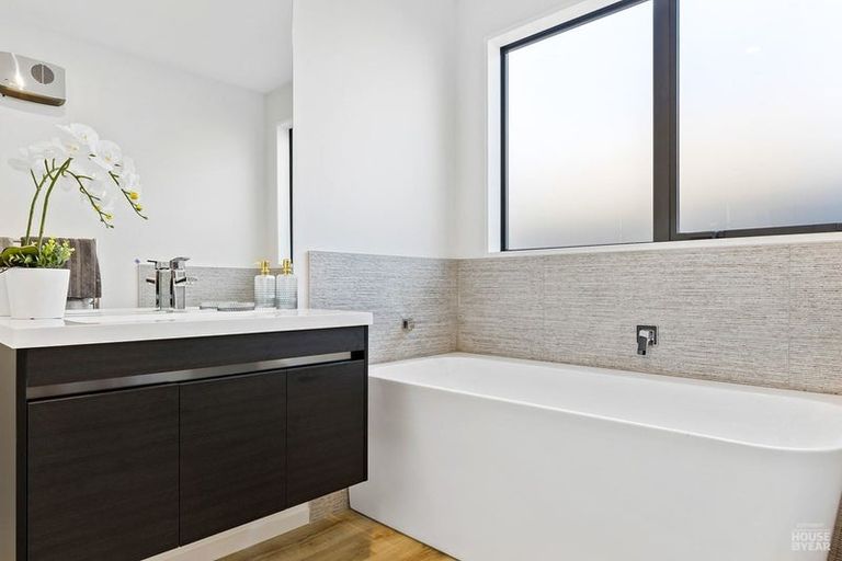 Photo of property in 2 John Raven Lane, Woodend, 7610