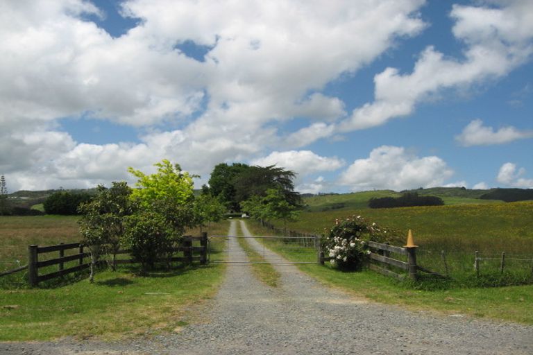 Photo of property in 556 Papakura-clevedon Road, Ardmore, Papakura, 2582