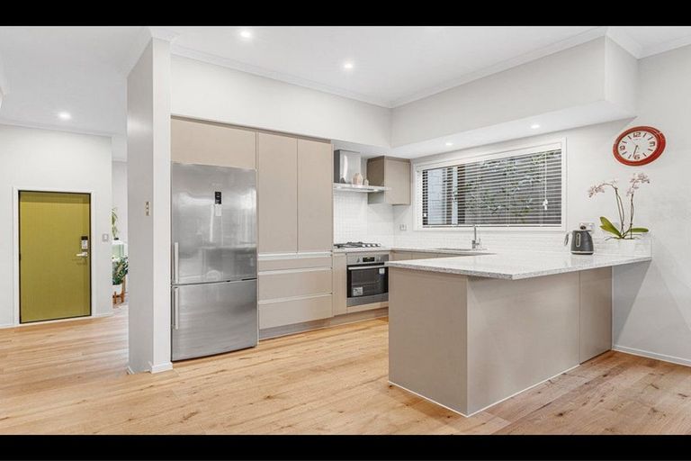 Photo of property in 34 Bomb Point Drive, Hobsonville, Auckland, 0616
