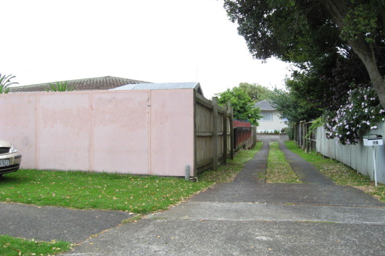 Photo of property in 19 Ashcroft Avenue, Mangere Bridge, Auckland, 2022