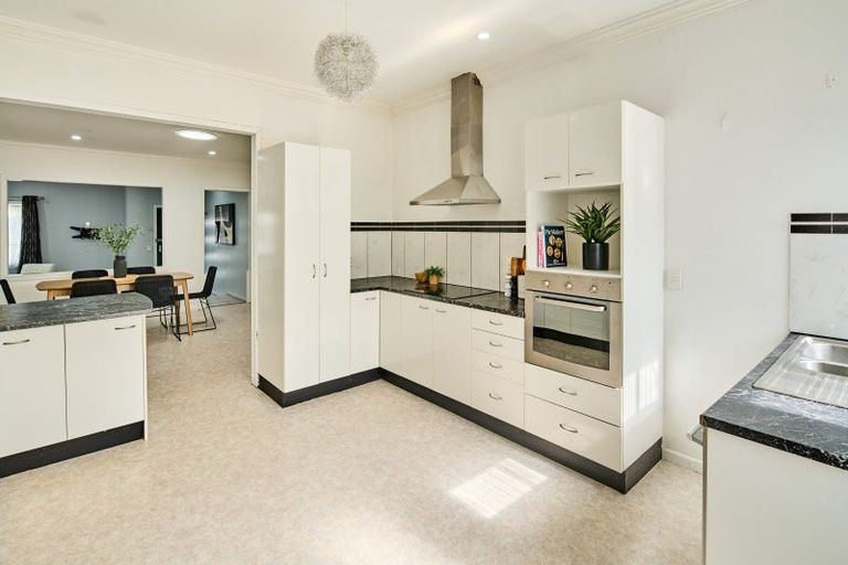 Photo of property in 10 Bentinck Street, Wallaceville, Upper Hutt, 5018