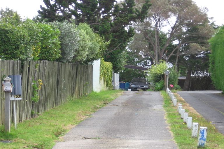 Photo of property in 20 Tramway Road, Beach Haven, Auckland, 0626