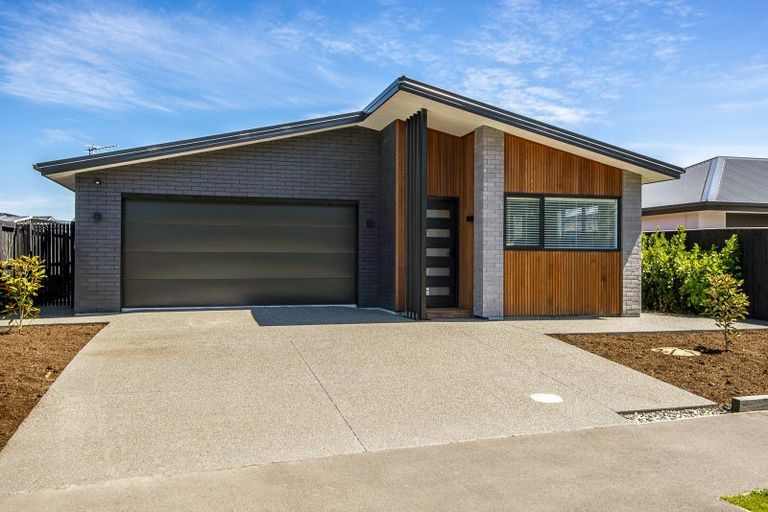 Photo of property in 31 Muirhill Street, Halswell, Christchurch, 8025