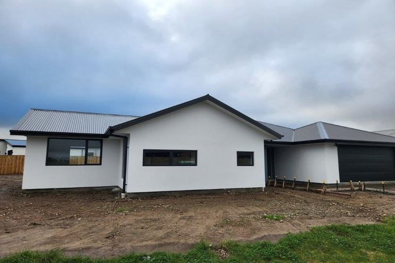 Photo of property in 22 Hayshed Street, Rolleston, 7614