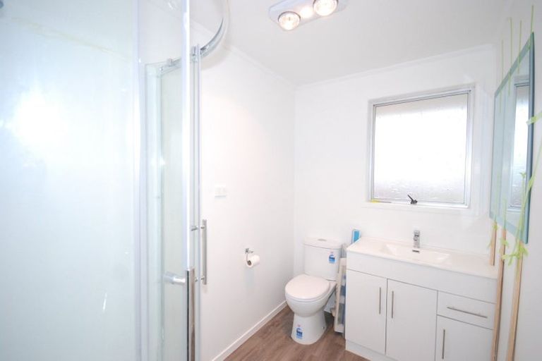 Photo of property in 14 Damson Place, Bucklands Beach, Auckland, 2012