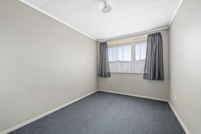 Photo of property in 9 Phar Lap Grove, Trentham, Upper Hutt, 5018