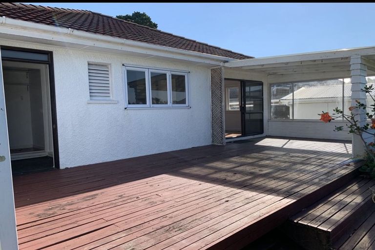 Photo of property in 12 Colchester Avenue, Glendowie, Auckland, 1071