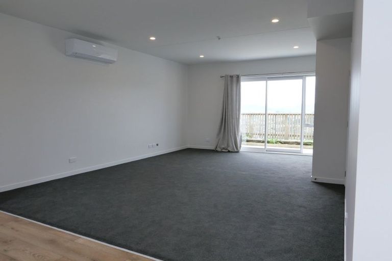 Photo of property in 11/30 Adventure Drive, Whitby, Porirua, 5024