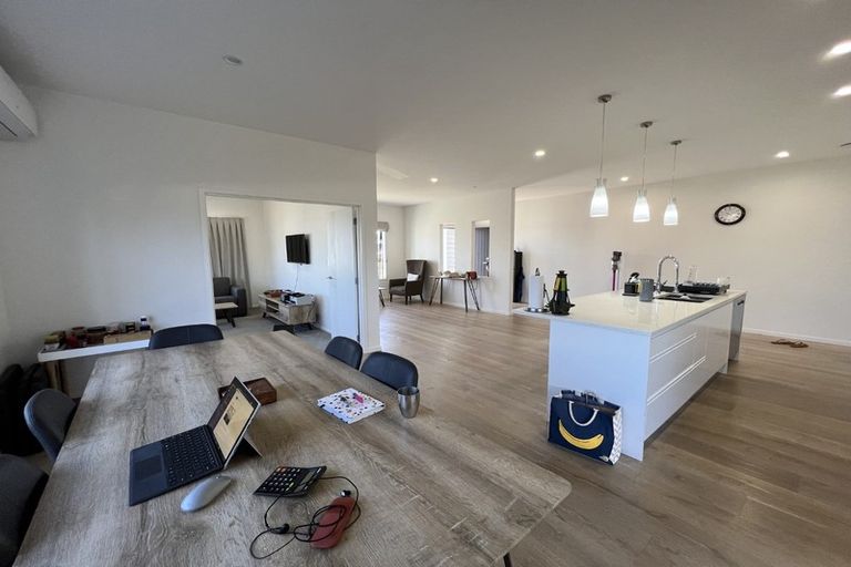 Photo of property in 37 Outlook Terrace, Silverdale, 0932