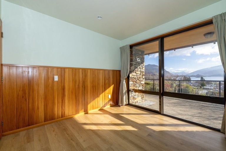 Photo of property in 9 Botting Place, Wanaka, 9305
