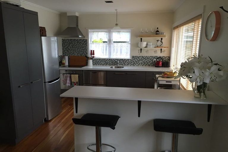 Photo of property in 13a Kinvig Place, Ranui, Auckland, 0612