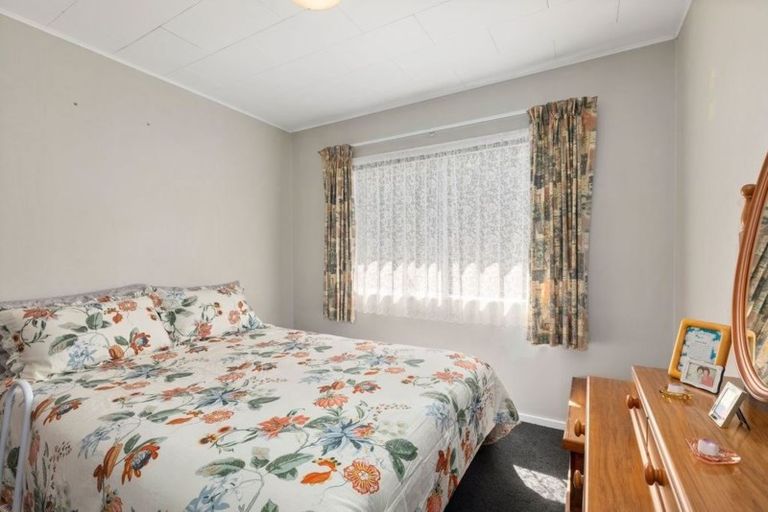 Photo of property in 1/27 Wright Street, Wainuiomata, Lower Hutt, 5014