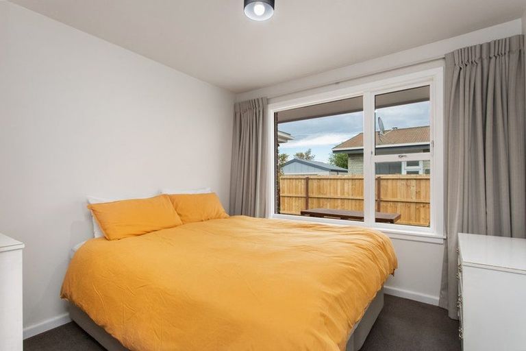 Photo of property in 65 Prestons Road, Redwood, Christchurch, 8051