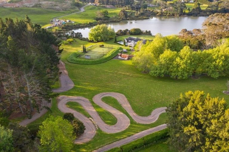 Photo of property in 8 Kennedys Road, Whenuapai, Auckland, 0814