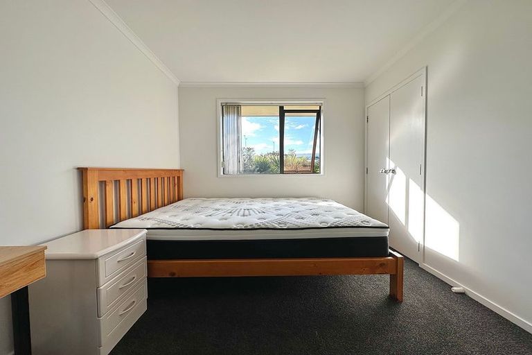 Photo of property in 78 Bluebird Crescent, Unsworth Heights, Auckland, 0632