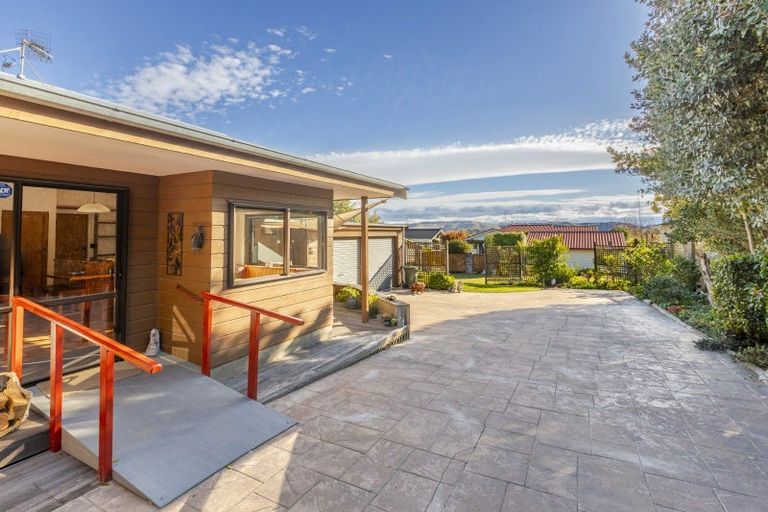 Photo of property in 11 Nelson Street, Waipukurau, 4200