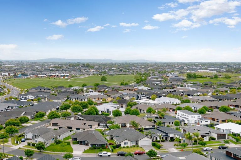 Photo of property in 64 Roy Hilton Drive, Flagstaff, Hamilton, 3210