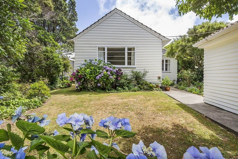 Photo of property in 33 Calcutta Street, Khandallah, Wellington, 6035