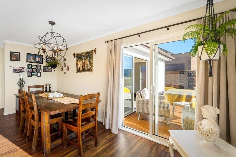 Photo of property in 8 Ihakara Arthur Lane, Aotea, Porirua, 5024