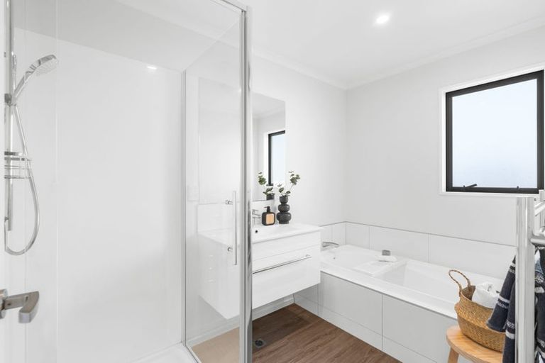 Photo of property in 10 Sholto Duncan Crescent, Halswell, Christchurch, 8025