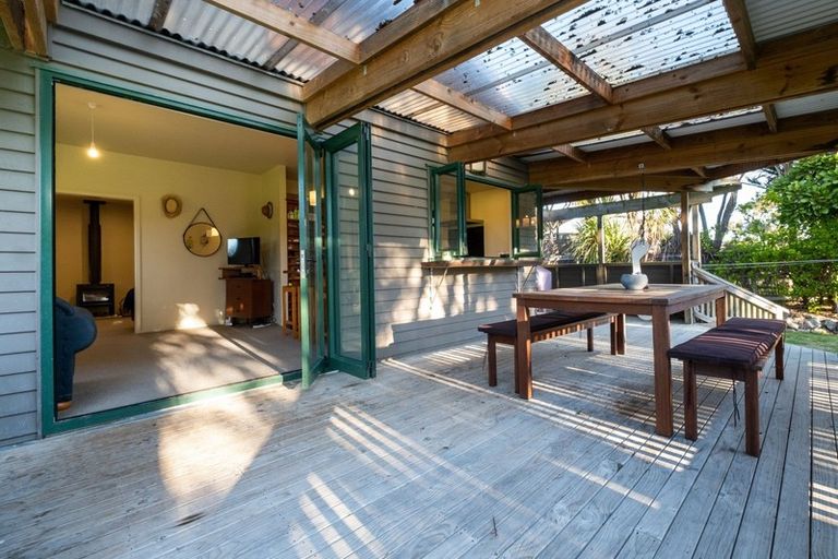 Photo of property in 29 Gillies Crescent, Waimarama, Havelock North, 4294