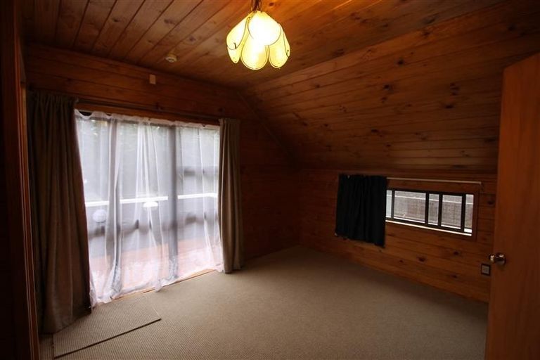 Photo of property in 1/170 Green Lane West, Greenlane, Auckland, 1051