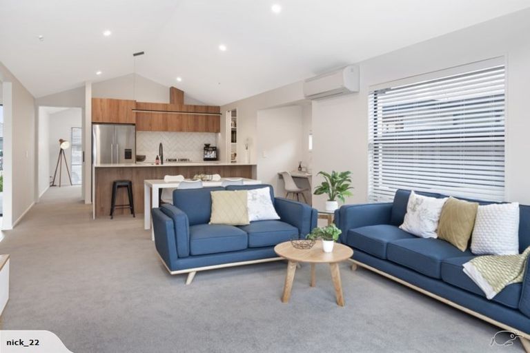 Photo of property in 10 Romanee Lane, Wigram, Christchurch, 8025